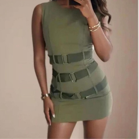 ZARA BELTED WAXED BLOGGERS FAMOUS GREEN DRESS - Picture 15 of 16